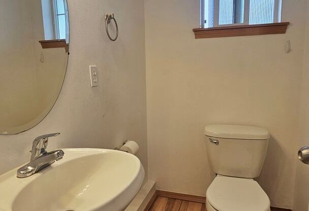 3BR/1+1BA Townhouse - Seattle