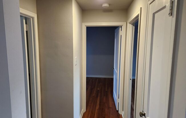 2 beds, 1 bath, 897 sqft, $2,205, Unit G-10