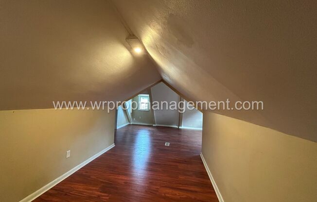 3 beds, 1 bath, $1,350