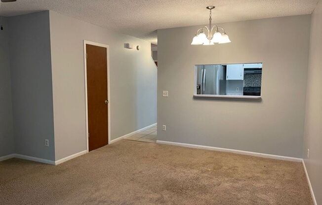 2 beds, 1.5 baths, 1,024 sqft, $925, Unit 1