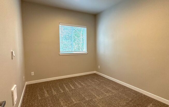 3 beds, 2.5 baths, 1,026 sqft, $2,310, Unit 4616