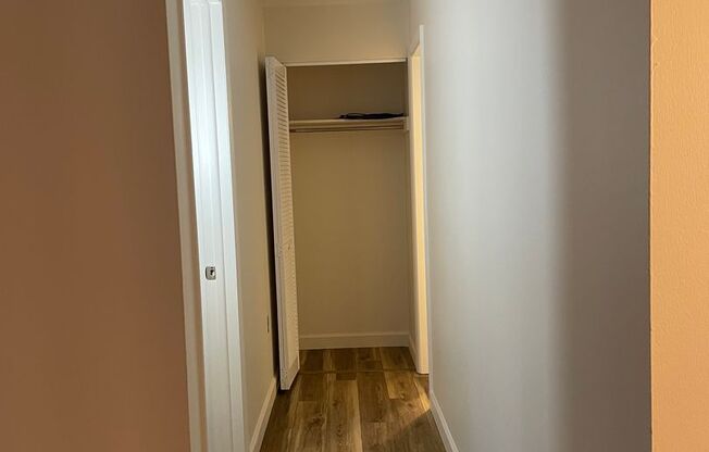 1 bed, 1 bath, $1,095