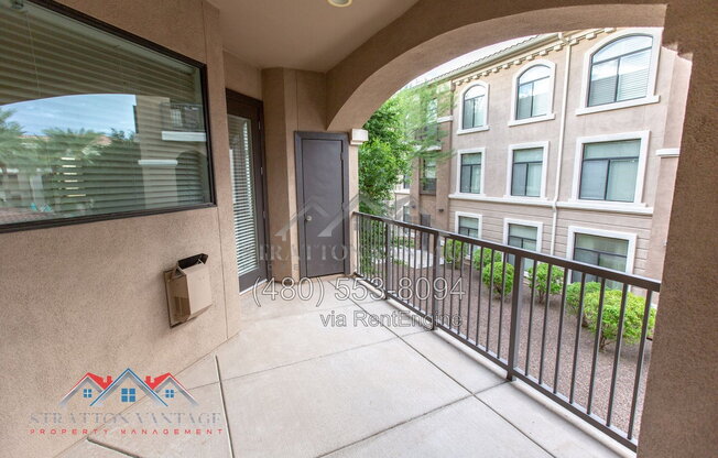 3 beds, 2 baths, 1,335 sqft, $2,700, Unit 2070