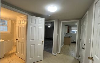 1 bed, 1 bath, $750, Unit 5