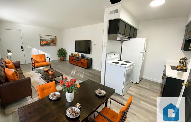 1 bed, 1 bath, 430 sqft, $1,049, Unit 1811 S Cascade Ave. - Unit 208