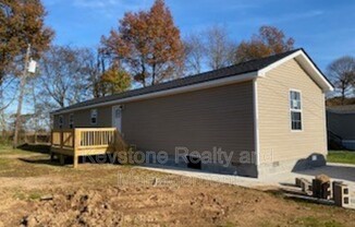 131 Mace Ln