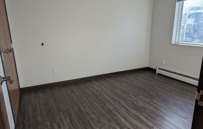 1 bed, 1 bath, 530 sqft, $925, Unit 408