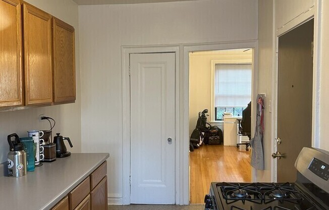 1121 WASHINGTON