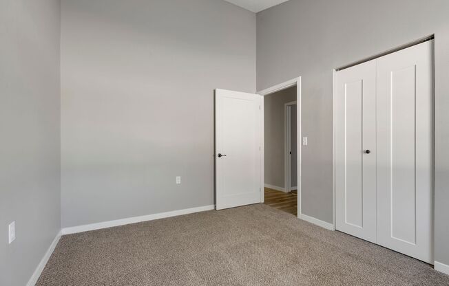 2 beds, 1 bath, 1,207 sqft, $2,095, Unit 04 2348