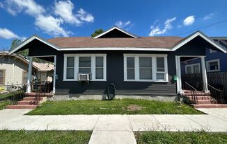 **APPLICATION RECEIVED** COMING SOON! 1 Bedroom 1 Bath Duplex Near Downtown!