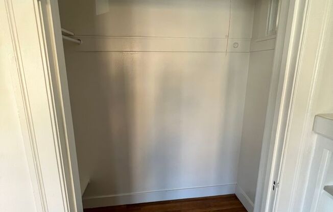 Studio, 1 bath, 462 sqft, $1,650, Unit 5