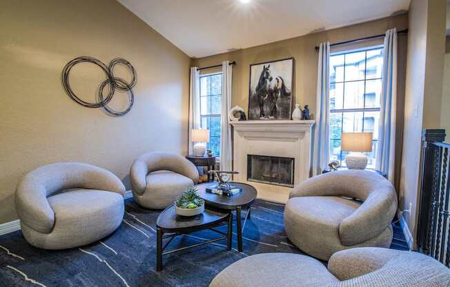 Resident Clubhouse Lounge at Dallas Apartments Near Me 75254