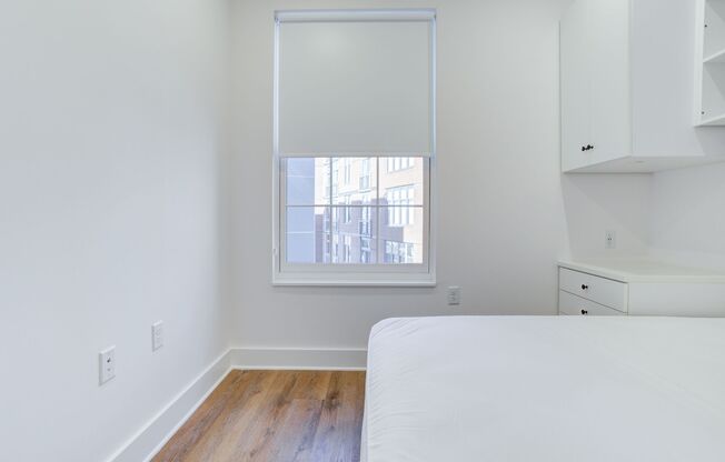 1 bed, 1 bath, 110 sqft, $1,490