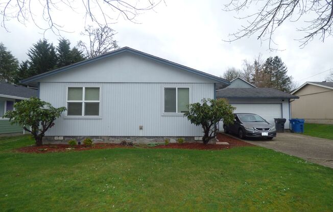 3 bed 2 bath house in South Salem!