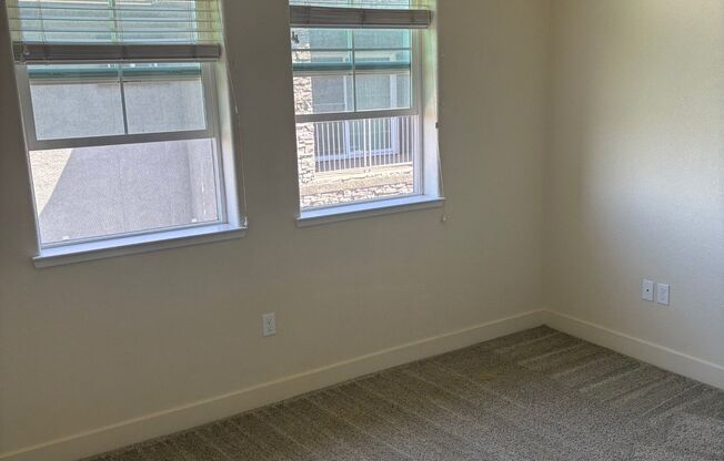 2 beds, 2 baths, 1,033 sqft, $2,238, Unit 1663 - 1305