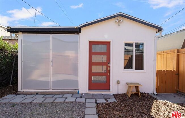 5159 INGLEWOOD BLVD