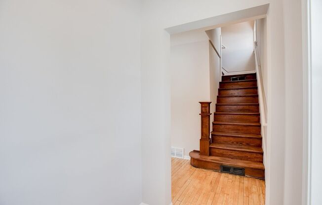 COMPLETELY UPDATED 2 BEDROOM