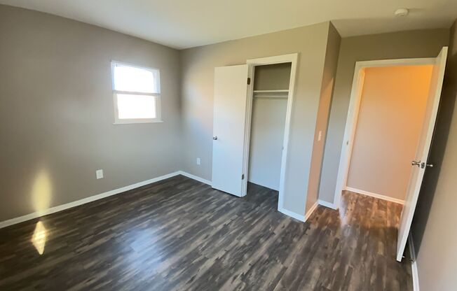 3 beds, 1 bath, $1,565