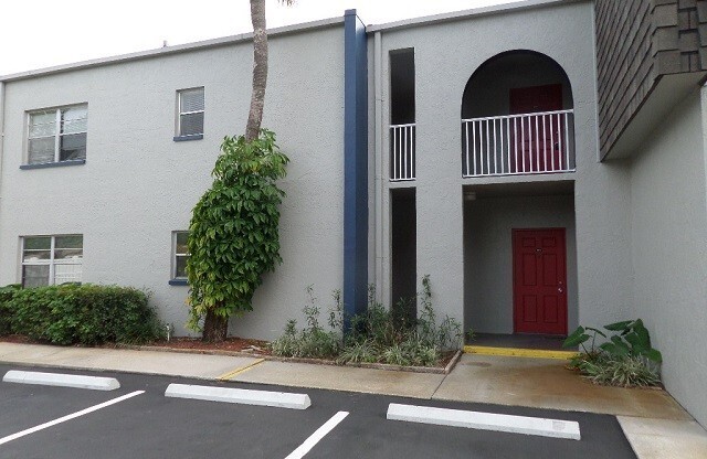 $25 App Fee & December Rent Free! * Spacious 2bdrm/1bath Condo ** $1,695.00** READY NOW ** No Section 8