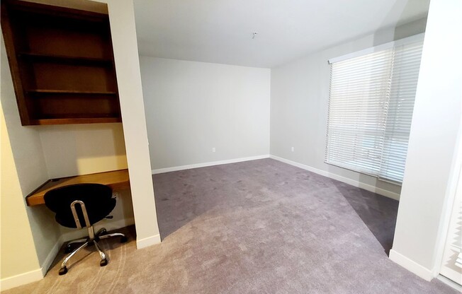 2 beds, 2 baths, 1,050 sqft, $3,100, Unit 402