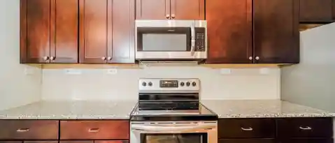 1332 RIOS MDW DR