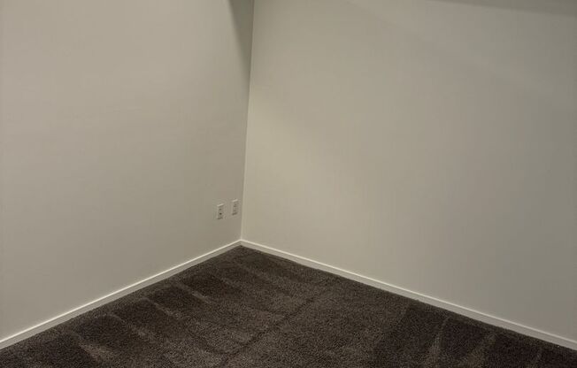 1 bed, 1 bath, 621 sqft, $1,270, Unit 608