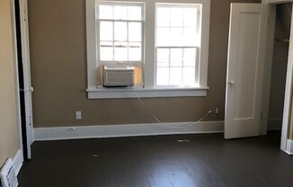 1 bed, 1 bath, $475, Unit #3