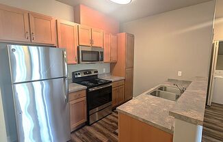 1 bed, 1 bath, 664 sqft, $1,395, Unit 218-A-A1002