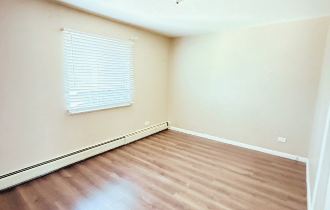 2 bedroom in the heart of Denver! 1 month free!