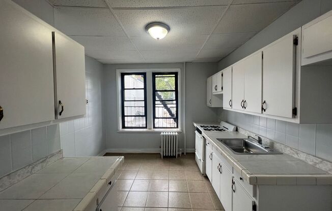 807 Trefoil Manor