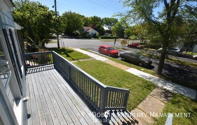 2004 MAPLEWOOD AVE