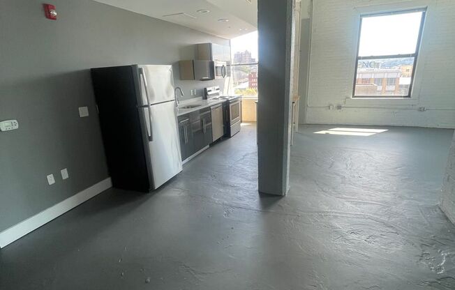 Studio, 1 bath, 625 sqft, $1,495, Unit 803