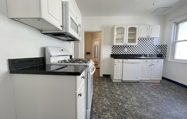 53 ASHLAND ST