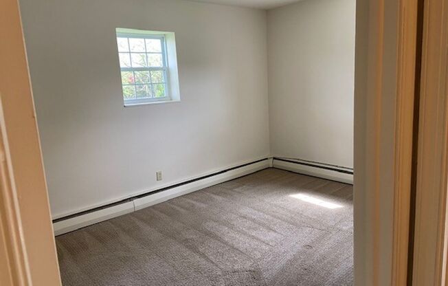 2 beds, 1 bath, 900 sqft, $1,425, Unit 116