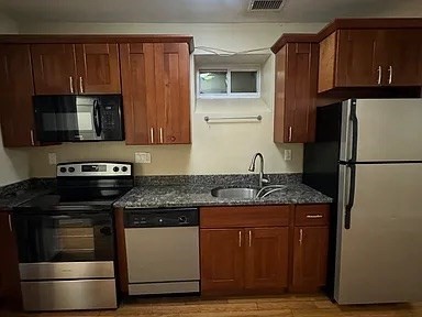 4 beds, 2 baths, $6,000, Unit 1