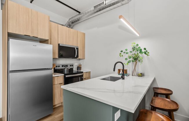 1 bed, 1 bath, 879 sqft, $2,599, Unit 104