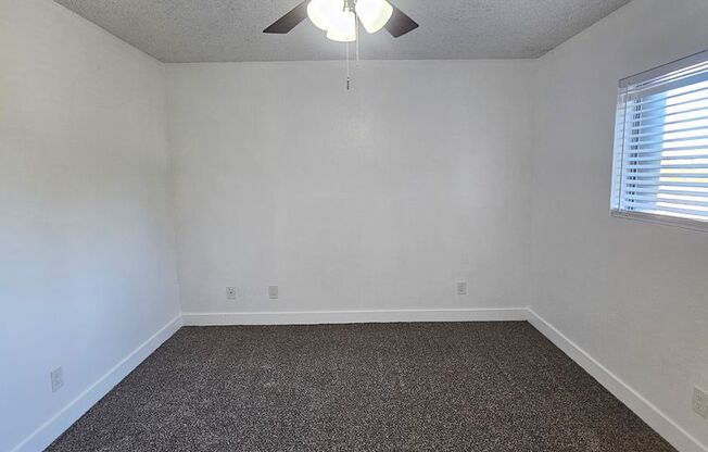 1 bed, 1 bath, 680 sqft, $1,250, Unit 323