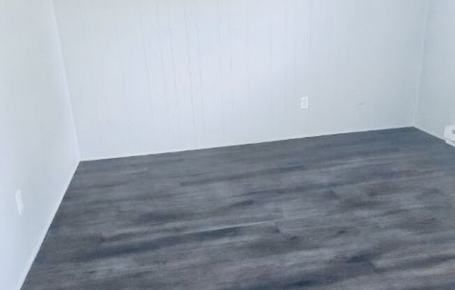 1 bed, 1 bath, 576 sqft, $750, Unit 3625-D