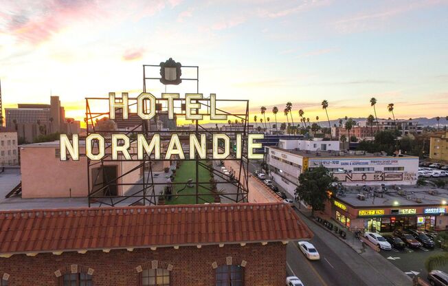 The Abbey Apts...Spacious Bedrooms...Brand New Designed Modern Apt Homes! CALL NOW!