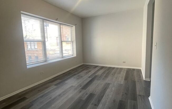 1 bed, 1 bath, $1,300