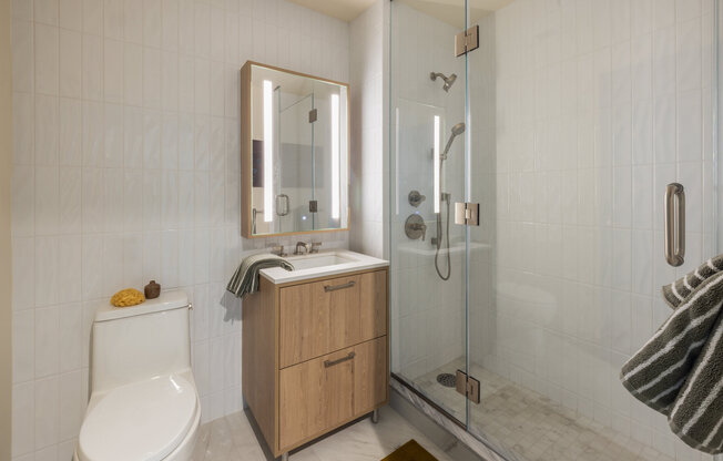 1 bed, 1 bath, $5,200, Unit 2010S