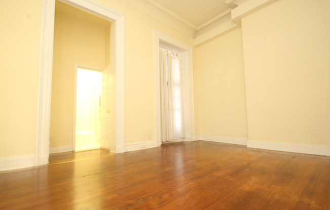 809 Park Ave