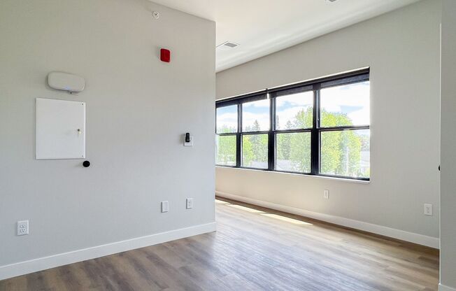 Studio, 1 bath, 730 sqft, $1,635, Unit SC 1408-215