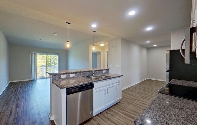 3 beds, 2 baths, $2,085, Unit 58