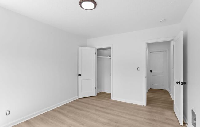 2 beds, 1 bath, 750 sqft, $1,660, Unit 2