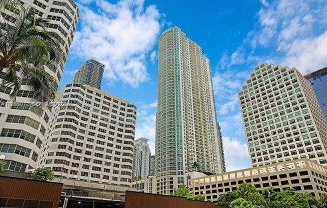 2 beds, 2.5 baths, $6,500, Unit # 3710