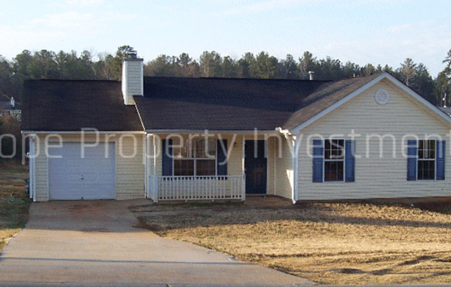 Grantville- Ivy Glen subdivision 13 Chelsea Lane 3 bedroom 2 bath
