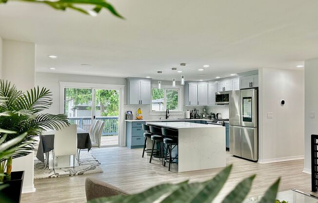 Fully Remodeled, Partially Furnished 4BR/3BA Home in Kirkland