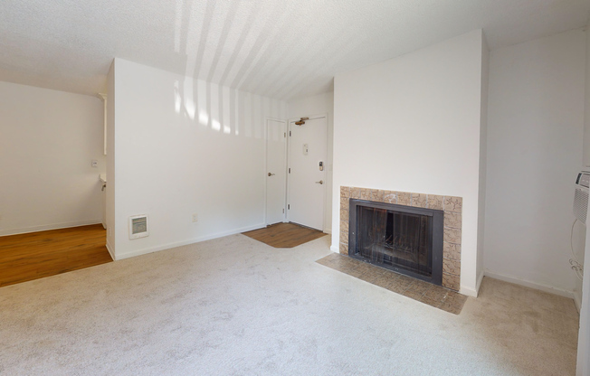 475 IGNACIO BLVD