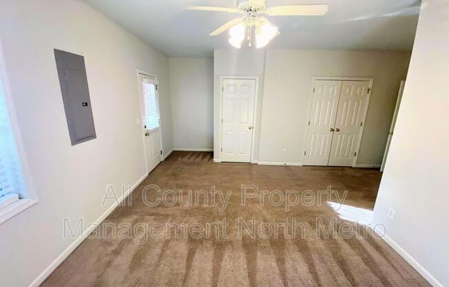 3703 WATERS EDGE TRL